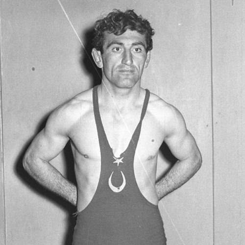 Mustafa Dağıstanlı’nın Hayatı
