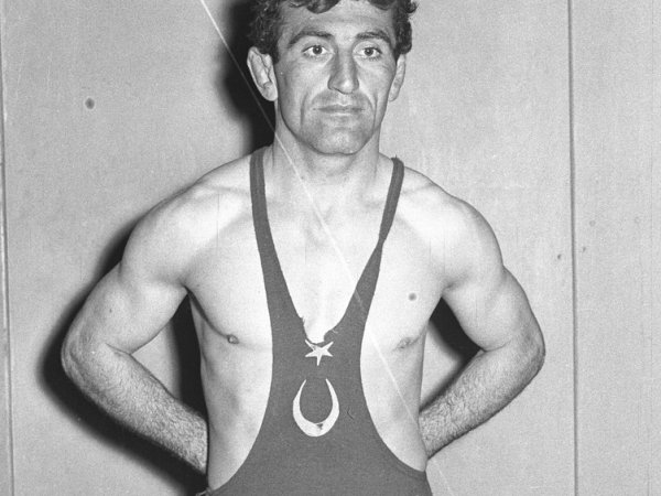 Mustafa Dağıstanlı’nın Hayatı